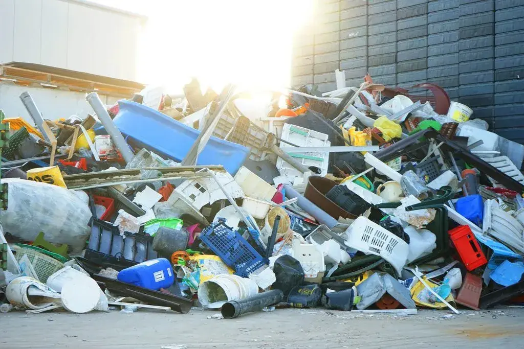 Waste id+05 1920w